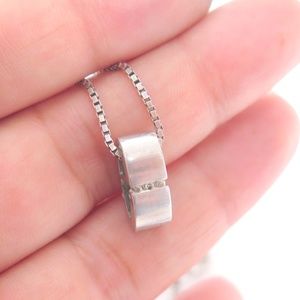 Sterling‎ Silver Modernist Oval Pendant Necklace